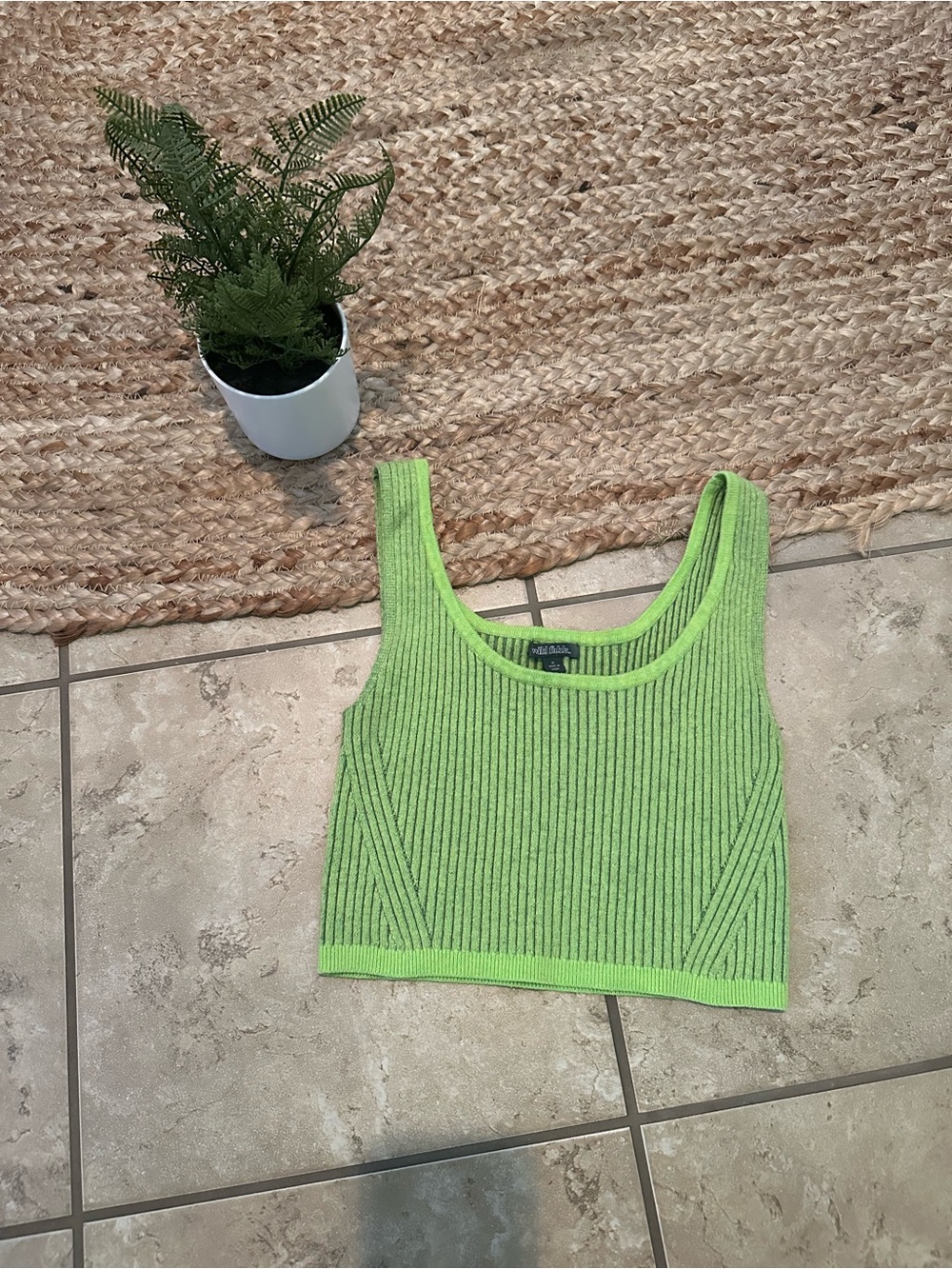 GREEN KNIT CROPPED TANK